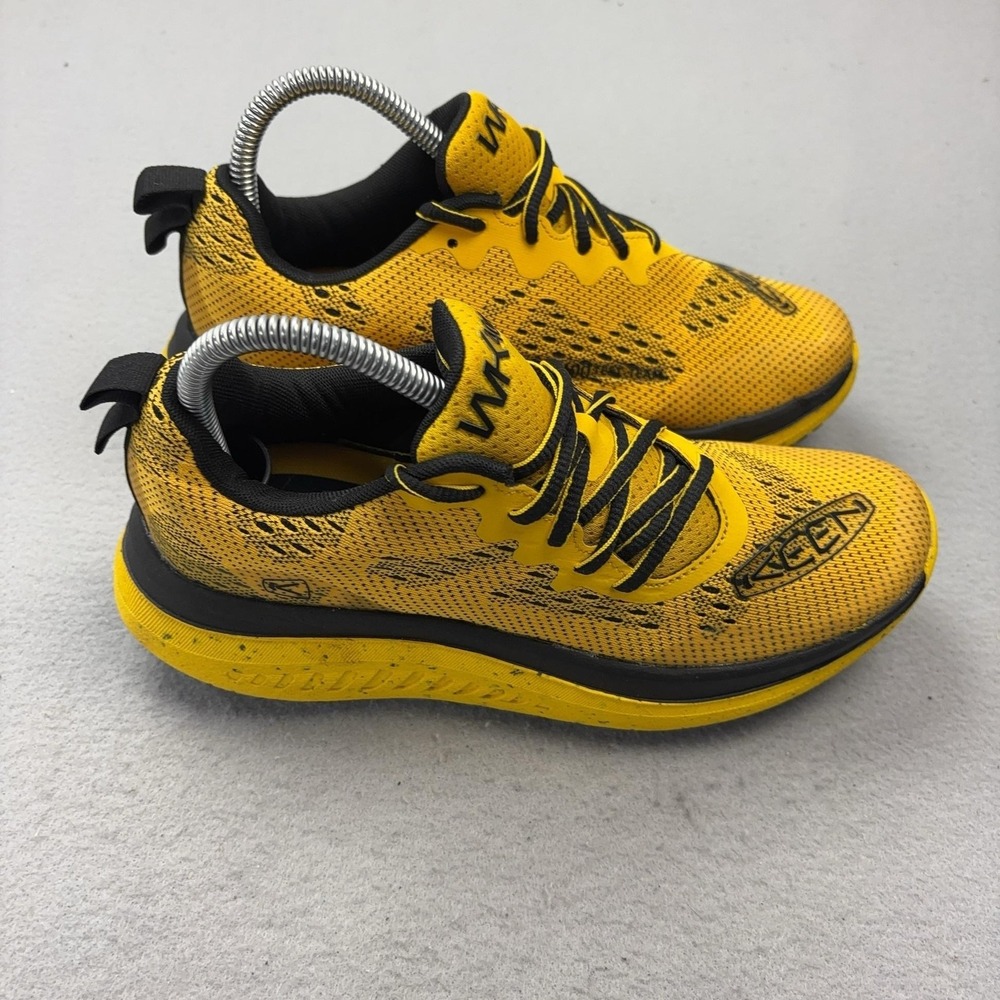 KEEN WK400 Test Team Shoes Womens Size 7 Yellow Mesh Walking Sneakers 1027063